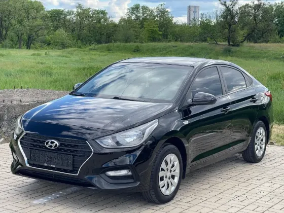 Шикарный Hyundai Solaris Рестайлинг Донецк