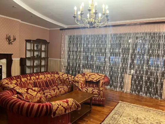 Cдается 3 - х комнатная квартира, площадь Ленина Донецк