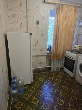Продается 2-х комнатная квартира, ориентир Кировский суд Макеевка