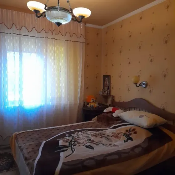 Продам 2-х ком.кв. Текстильщик,рядом рынок. Документы готовы. Донецк