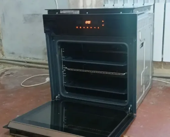 Продам духовой шкаф и варочную панель Донецк