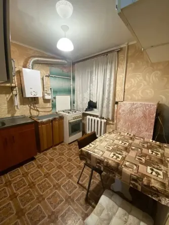 Сдам 1-к квартиру центр (р-н Старта) Луганск