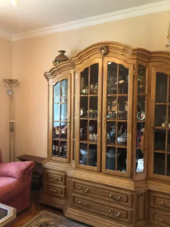Продам 2-х ком. кв. ул. Артёма. Детский мир. Травматология. Документы готовы. Донецк