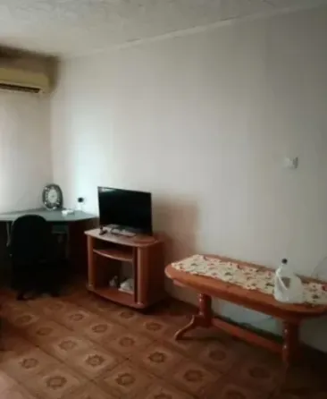 Сдам 2-к квартиру центр Луганск