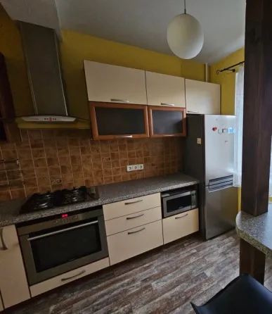 Сдаю 1-комнатную квартиру 36м² в Киевском районе Донецк
