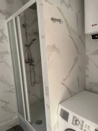 Срочно сдается евро двушка в Калининском районе Донецк