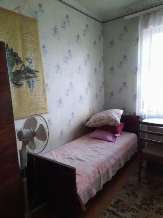 Продажа недорого 2 ком.кв сталинка Ленинский район Донецк