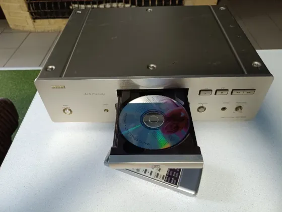 СD проигрыватель "Denon" DСD- 1650SR. Донецк