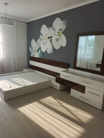 Продам новый дом для большой семьи, дорогой ремонт, 9 соток. Донецк