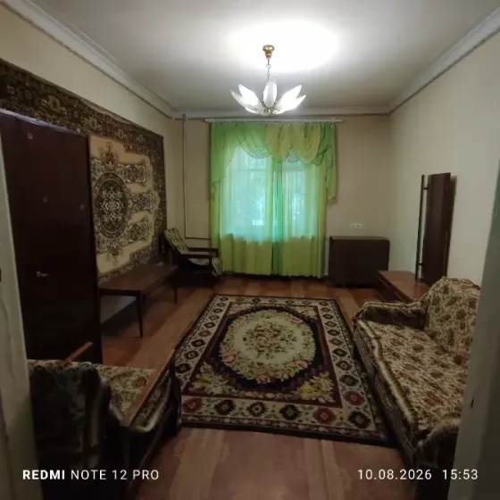 Продам 2- х комнатную квартиру, калининский рынок Донецк