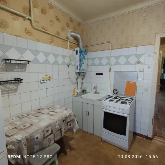 Продам 2- х комнатную квартиру, калининский рынок Донецк