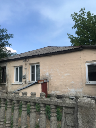 Продам дом рядом Текстильщик на 29 шахте 40 м2 с с/у 5 сот в жилом состоянии,крыша не течёт Донецк