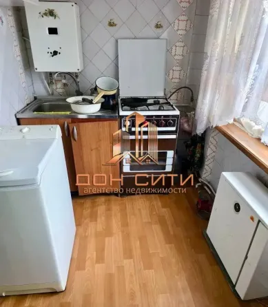 3-х ком. квартира в Макеевке м-рн Комсомольский Макеевка