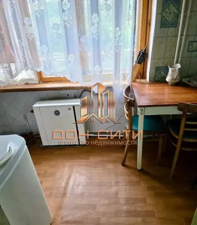 3-х ком. квартира в Макеевке м-рн Комсомольский Макеевка