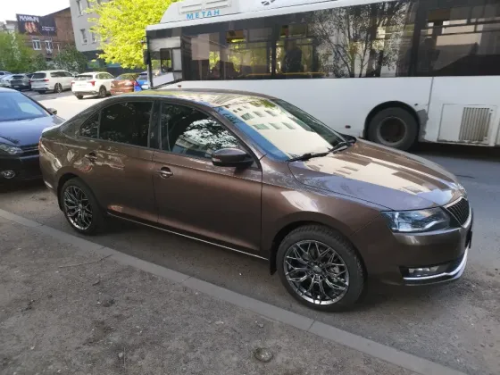 Skoda Rapid 1.6 AT, 2018 Донецк
