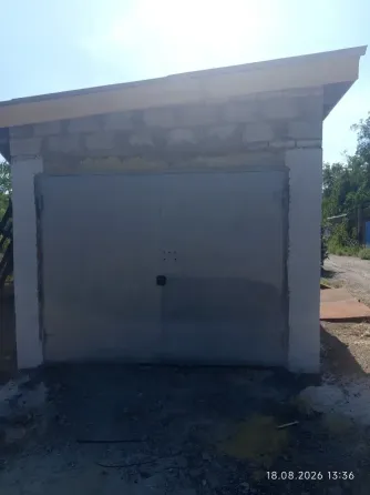 Продам гараж на Азотном кооператив "Уголёк" Донецк