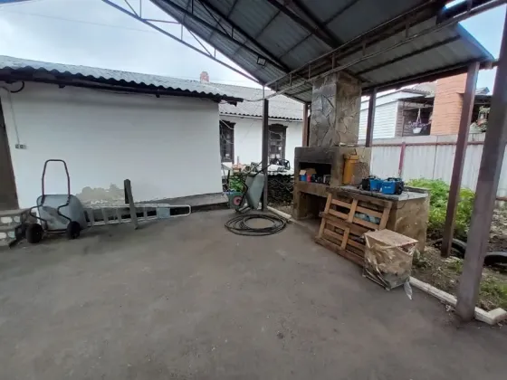 Дом с птицефермой а Макеевка