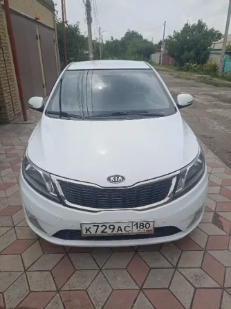 Продам автомобиль Kia Rio III Донецк