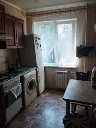 Сдам 2к квартиру на Коммунистической, Твой магазин. Донецк