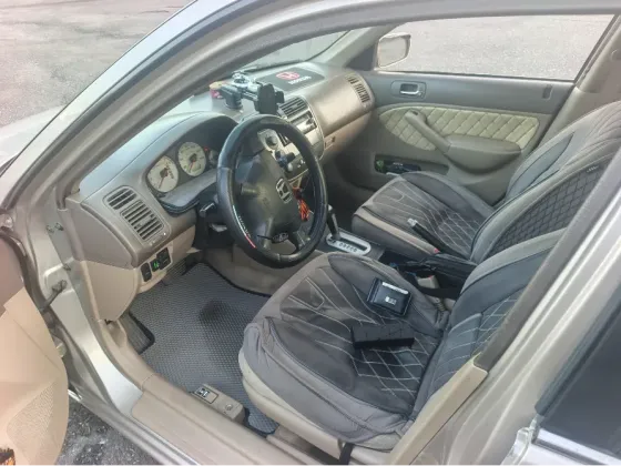 Продам Honda civic 7 поколения Донецк