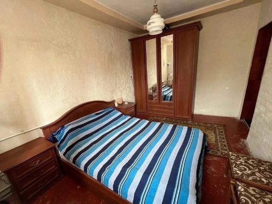 Продажа 2х комнатной 92-ух квартирный, ул. Парижской Коммуны, окна на ул.Ленина Макеевка