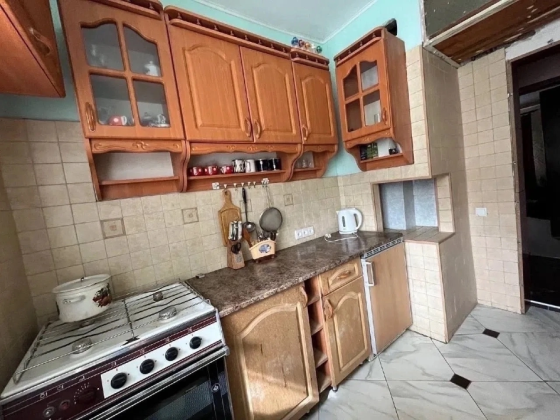 Продажа 2х комнатной 92-ух квартирный, ул. Парижской Коммуны, окна на ул.Ленина Макеевка