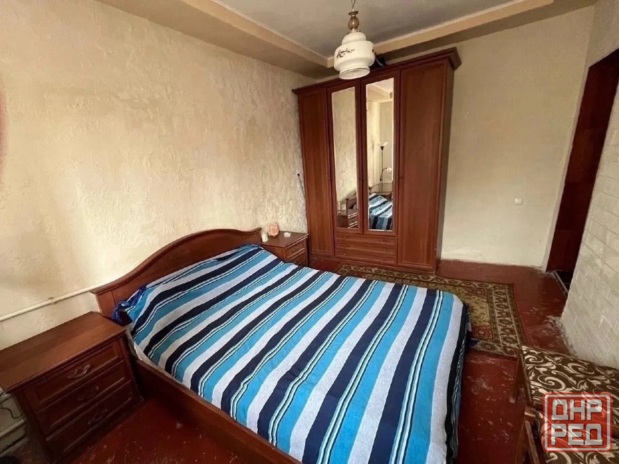 Продажа 2х комнатной 92-ух квартирный, ул. Парижской Коммуны, окна на ул.Ленина Макеевка - изображение 3