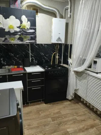 Сдам 4-к квартиру гор Пархоменко Луганск
