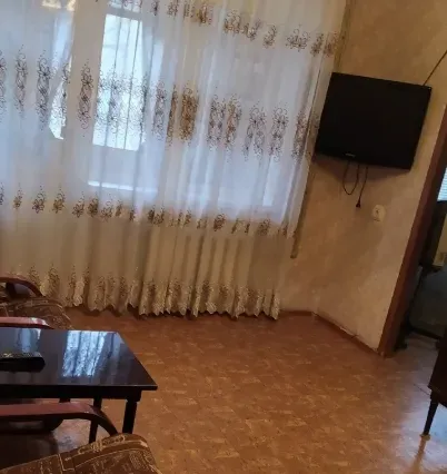Сдам 4-к квартиру кв Солнечный Луганск