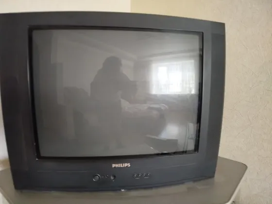 Продам телевизор Philips Макеевка 1000р. Макеевка