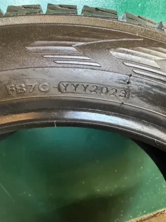 Продам зимнюю резину Yokohama 235/55R18 Макеевка