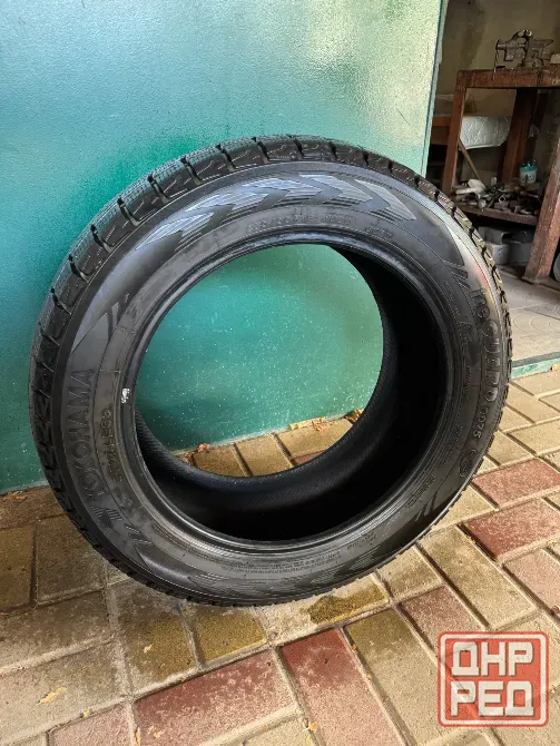 Продам зимнюю резину Yokohama 235/55R18 Макеевка - изображение 1