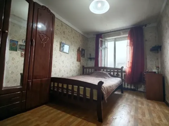 Хороший торг.Продаётся огромная 3-х комнатная квартира в Куйбышевском районе Донецк