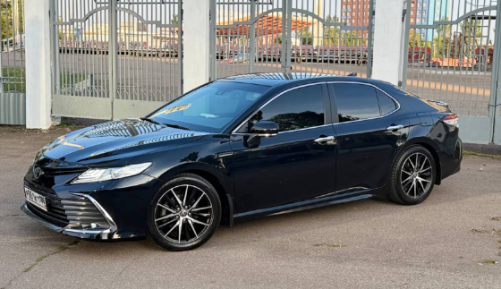 Toyota Camry 75 2022 год 82 тыс км пробег как новая ! Донецк