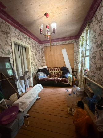 Продам 1/2 дома в центре Петровки Донецк