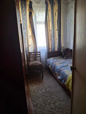 Продаю 3к. кв. кв- л Строитель Макеевка