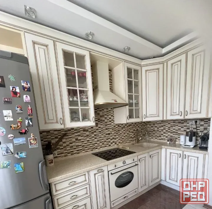 сдаю однокомнатную квартиру 41.0 м² этаж 8/10 город донецк, буденновский район, улица Донецк - изображение 1