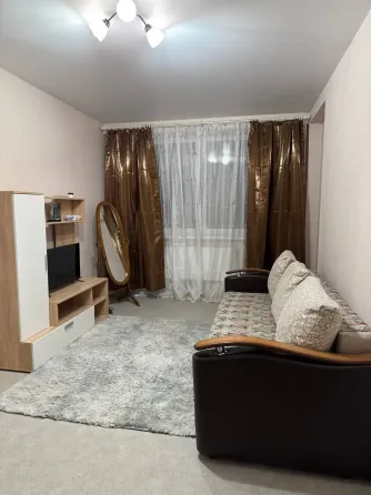 Сдаю однокомнатную квартиру Донецк
