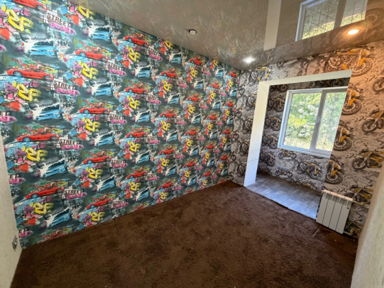 Срочно продам 3 ком. кв., 1/2 эт., 63 м.кв. - Макеевка, пос. Бажанова Макеевка