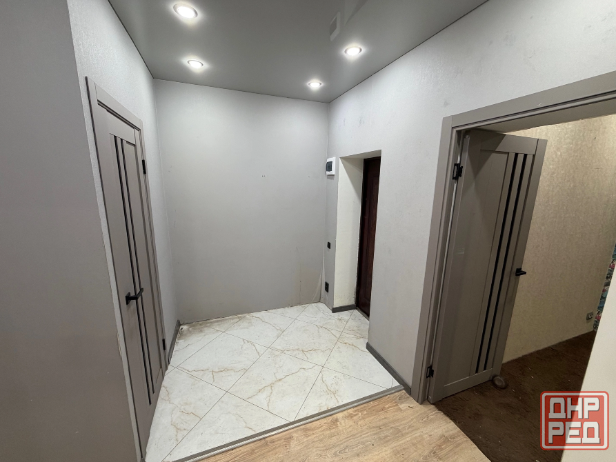 Срочно продам 3 ком. кв., 1/2 эт., 63 м.кв. - Макеевка, пос. Бажанова Макеевка - изображение 3