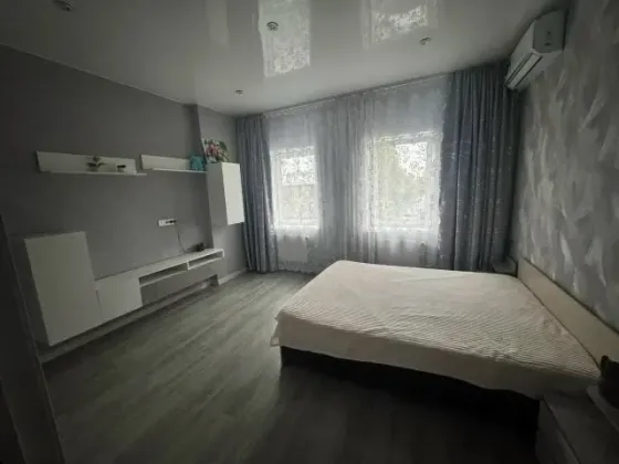 Аренда 2к квартиры в Ленинском районе. Ориентир: дк 21 съезд. Донецк