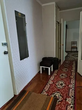 2-комнатная кв в Шахтёрске на 1 этаже 9-этажного дома ,можно под офис Шахтерск