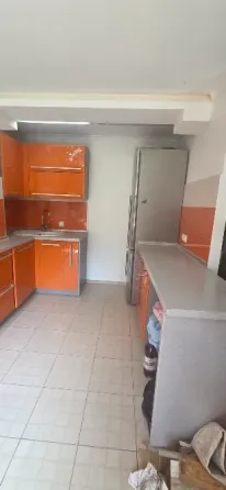 Продам! 3х комнатная квартира. Листопрокатчиков Донецк