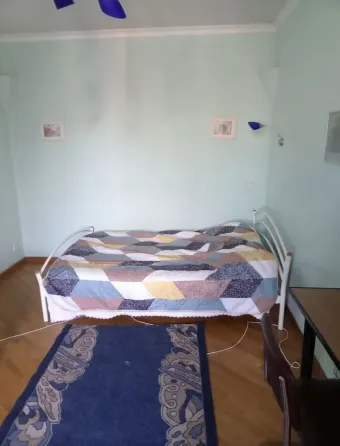 Сдается 1 к.кв, Ворошиловский р-н,пр-т Театральный Донецк