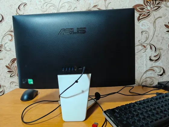 Моноблок . Asus V222UBK Донецк