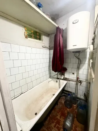 Продам двухкомнатную квартиру, Даки Макеевка
