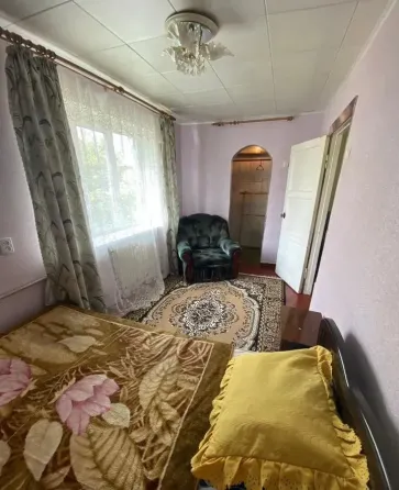 Прoдам двуxкoмнaтную Квaртиру. Пр. Генерала Данилова Остановка "Шкoла". Макеевка