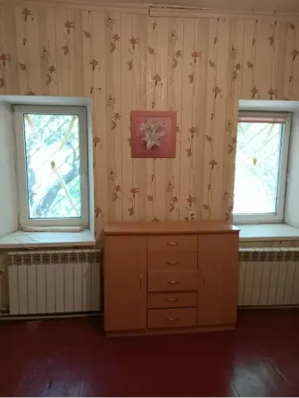 Продам 2к. квартиру на земле Ленинский р-н Донецк