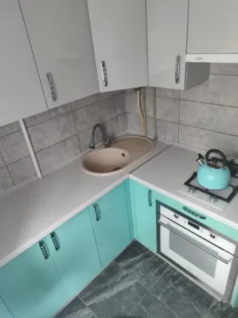 Продам 2х. ком. отличную квартиру Калининский район парк Гулливер. Донецк