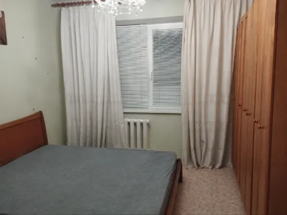 Продам 2х комн кв, ул.Независимости. Донской 2й квадрат. Базилик Донецк